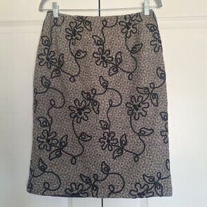 💙 Talbots Floral Embroidered Wool Pencil Skirt Size 8 Fall Warm Classy Preppy